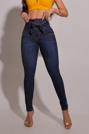 Calça Jeans Feminina Modeladora com Cinto - AA89